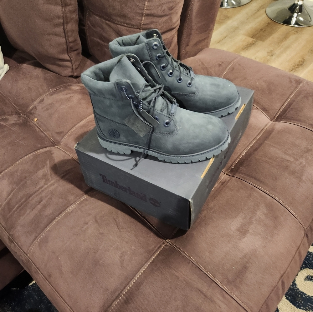 Navy blue Timberland boot